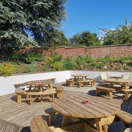 เอ็กเซบี กรีน ดราก้อน Bed & Breakfast Leeming Bar ภายนอก รูปภาพ