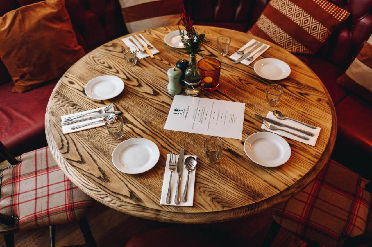 เอ็กเซบี กรีน ดราก้อน Bed & Breakfast Leeming Bar ภายนอก รูปภาพ