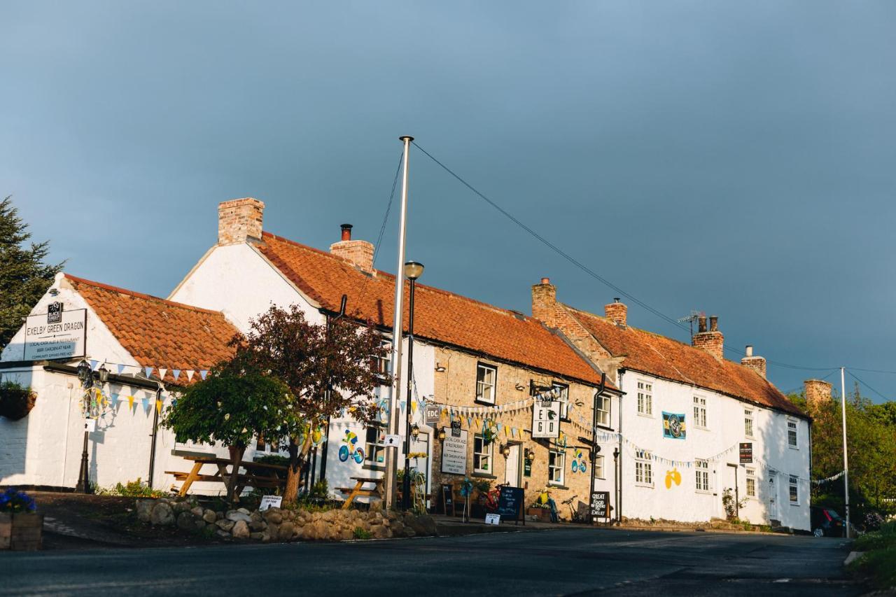 เอ็กเซบี กรีน ดราก้อน Bed & Breakfast Leeming Bar ภายนอก รูปภาพ
