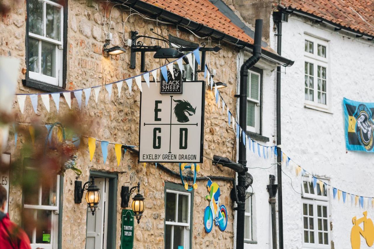 เอ็กเซบี กรีน ดราก้อน Bed & Breakfast Leeming Bar ภายนอก รูปภาพ